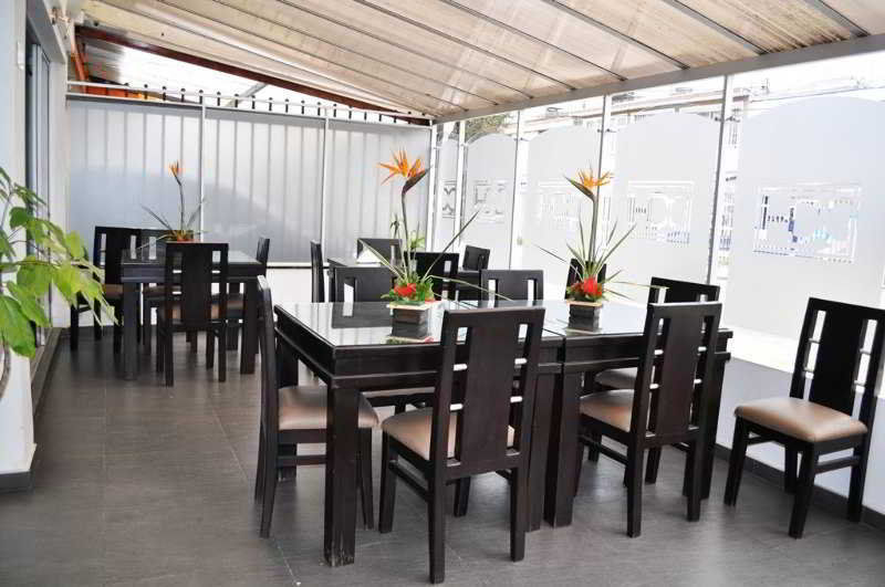 Hotel Quality Comfort House โบโกตา ภายนอก รูปภาพ