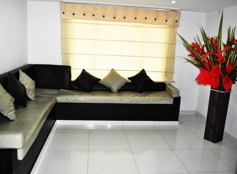 Hotel Quality Comfort House โบโกตา ภายนอก รูปภาพ