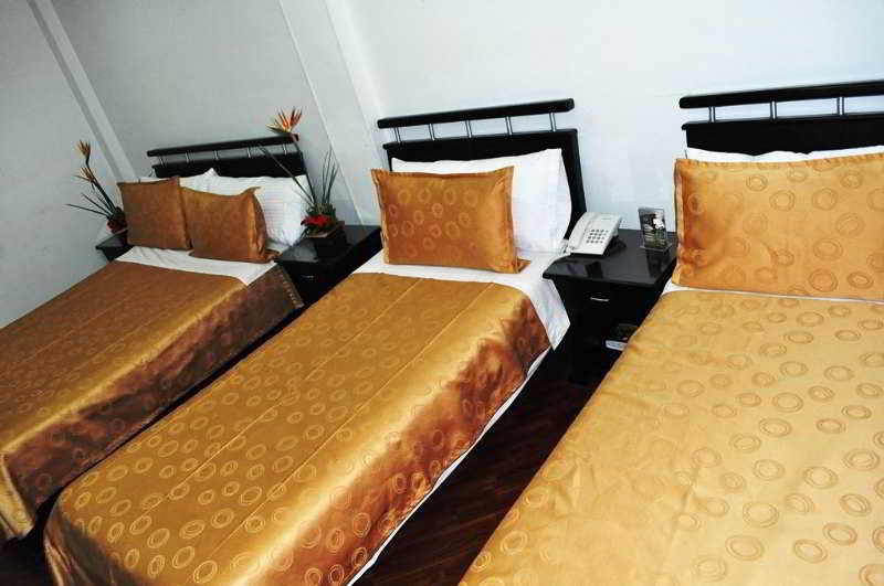 Hotel Quality Comfort House โบโกตา ภายนอก รูปภาพ