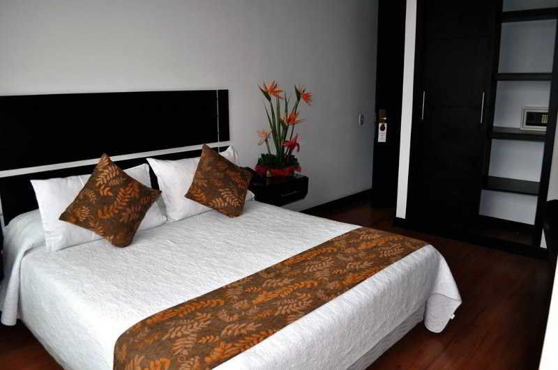 Hotel Quality Comfort House โบโกตา ภายนอก รูปภาพ