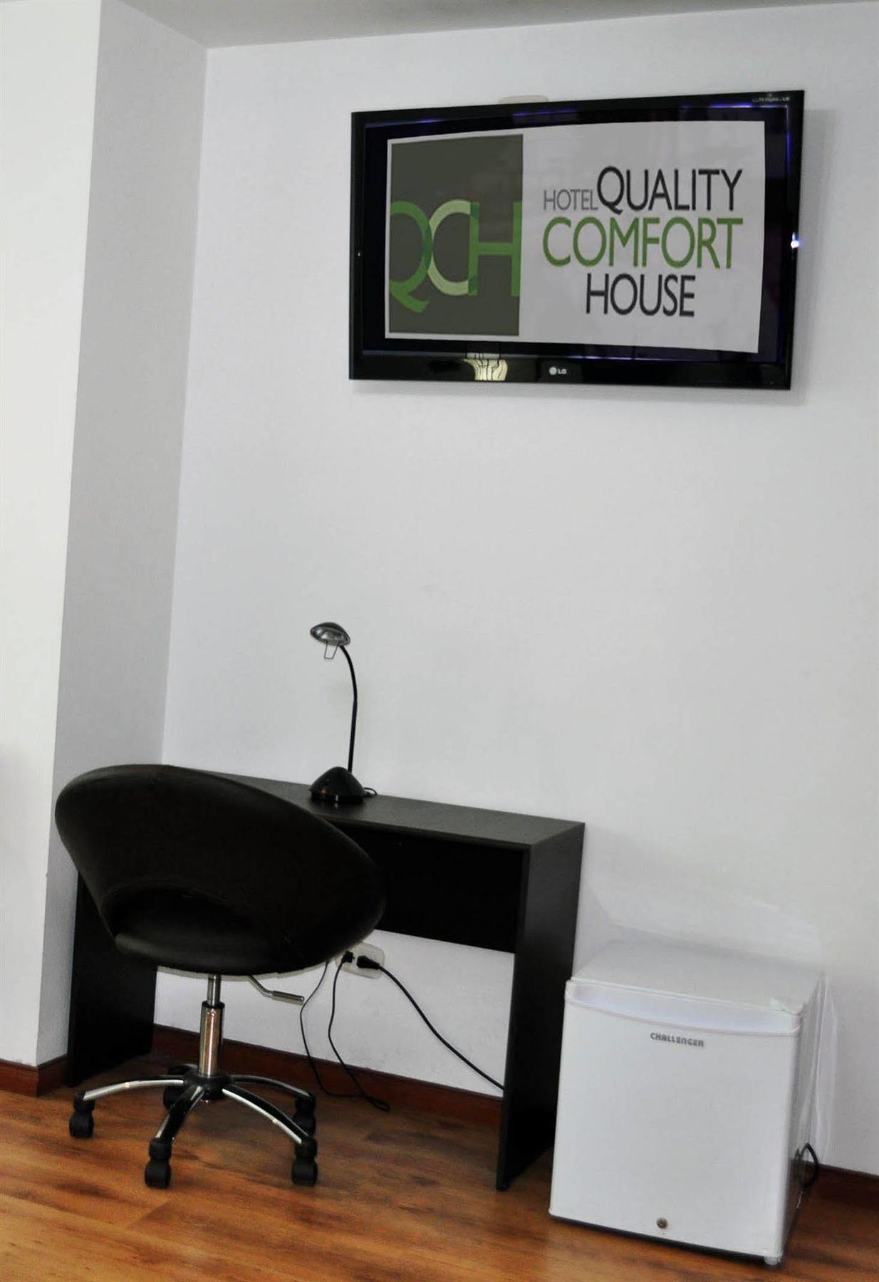 Hotel Quality Comfort House โบโกตา ภายนอก รูปภาพ